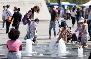 [내일날씨] 서울 낮 최고 30도 ‘초여름’ 날씨...큰 일교차 주의